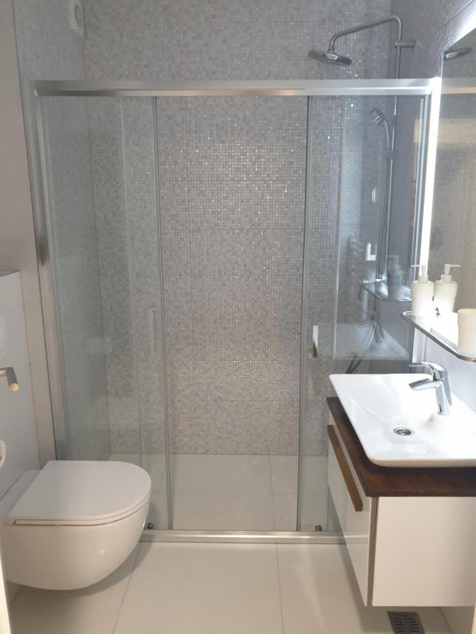 Apartman Viktoria Tuzla Exterior photo